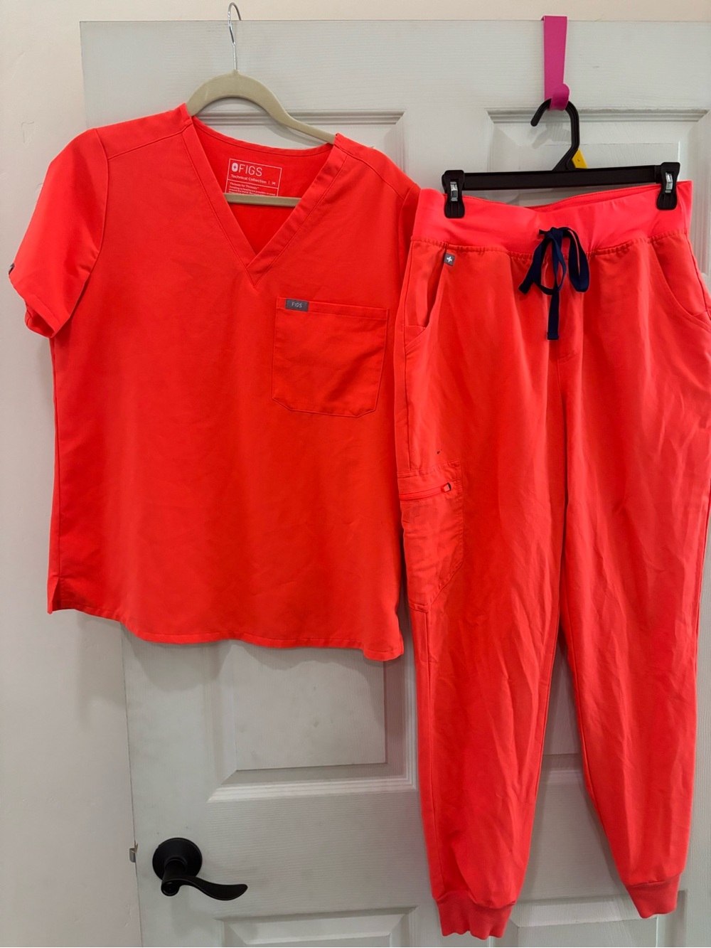 FIGS Women's Coral Scrub Top and Jogger Set with Navy Drawstring